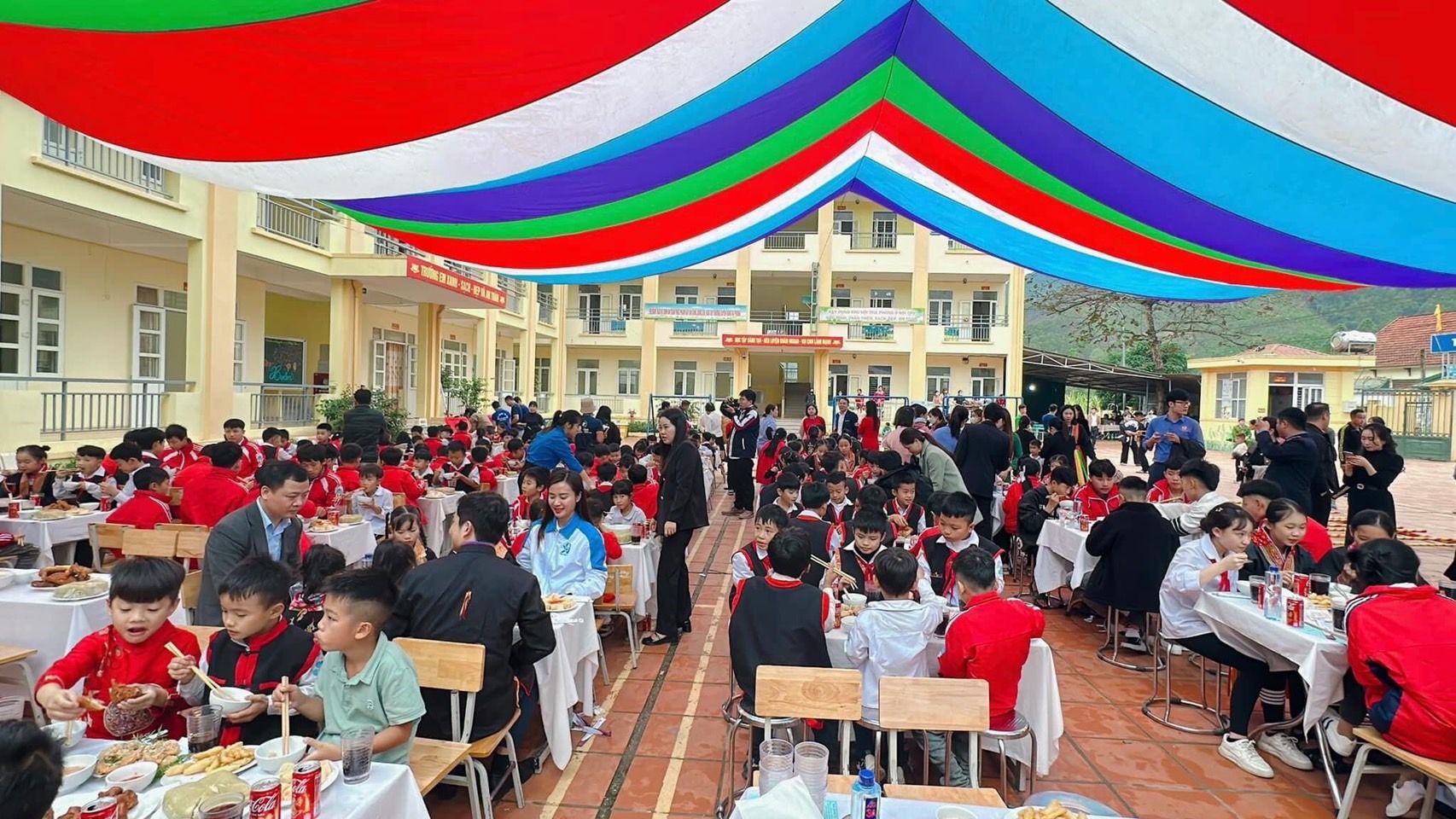 AMATA AMATA City Ha Long Hosts Fruitful Blood Donation Red Spring