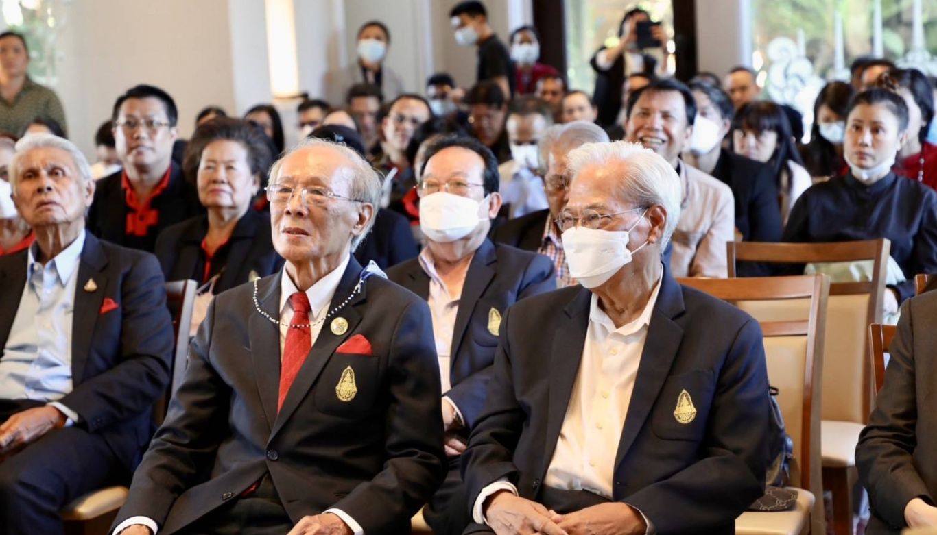 AMATA Rattanakosin Alumni Association Visits AMATA and Castle